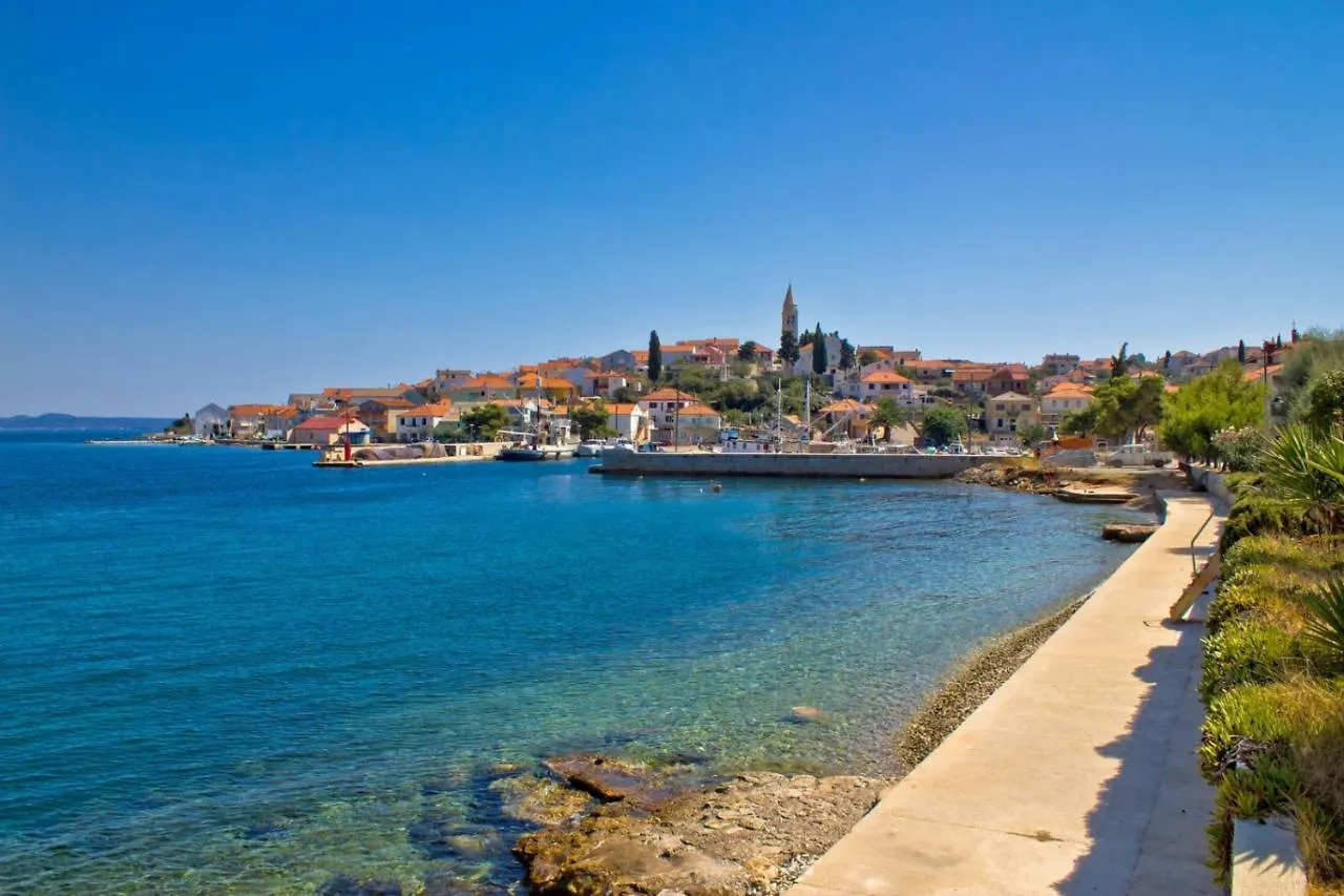 Apartment In Preko With Sea View, Terrace, Air Conditioning, Wi-Fi